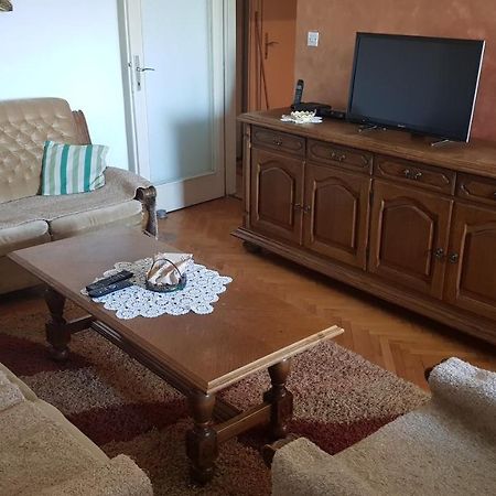 Апартаменти Baston Rent Подгориця Екстер'єр фото