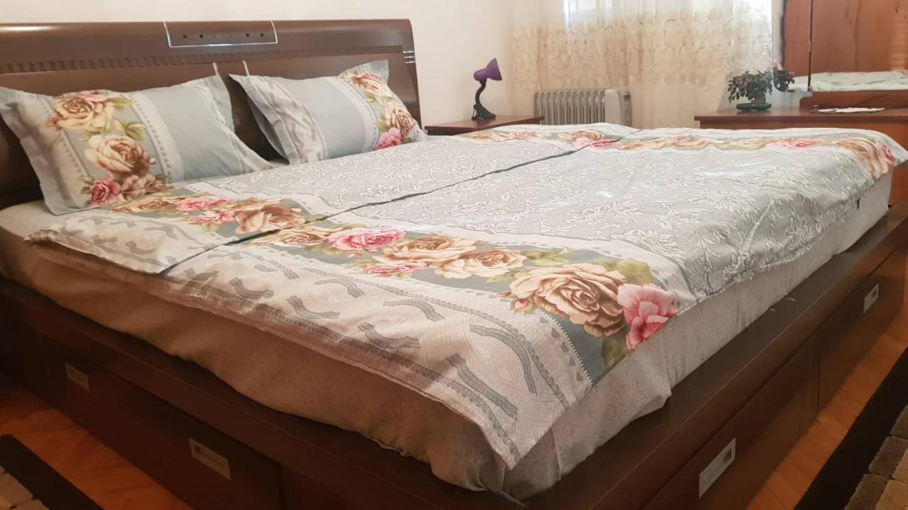 Апартаменти Baston Rent Подгориця Екстер'єр фото