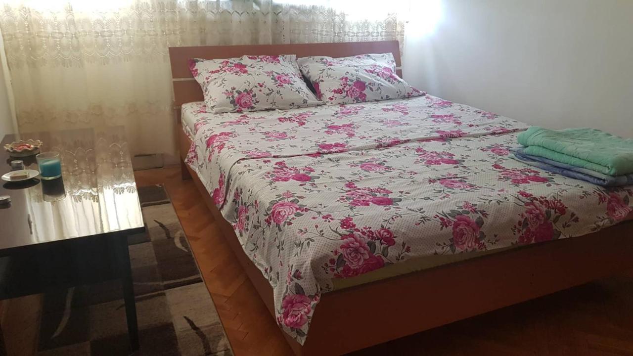 Апартаменти Baston Rent Подгориця Екстер'єр фото